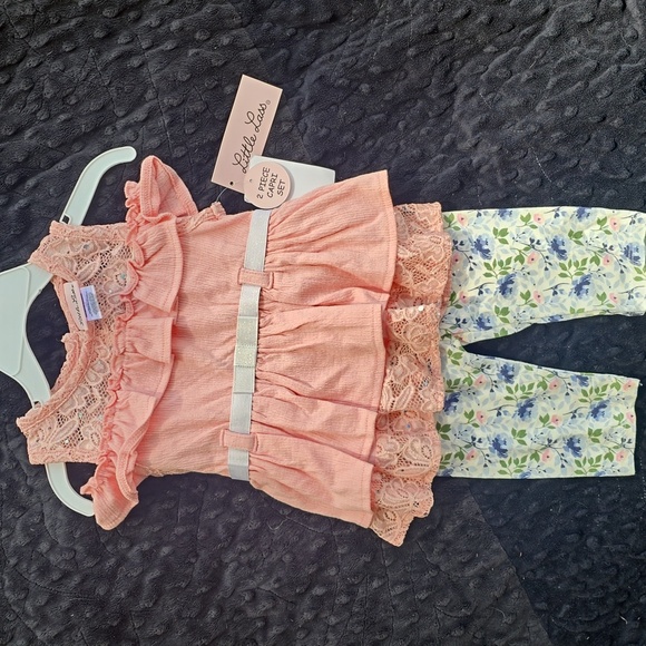 Little Lass Pink 2 Piece Capri Set NWT Size 12 Months - Picture 1 of 4